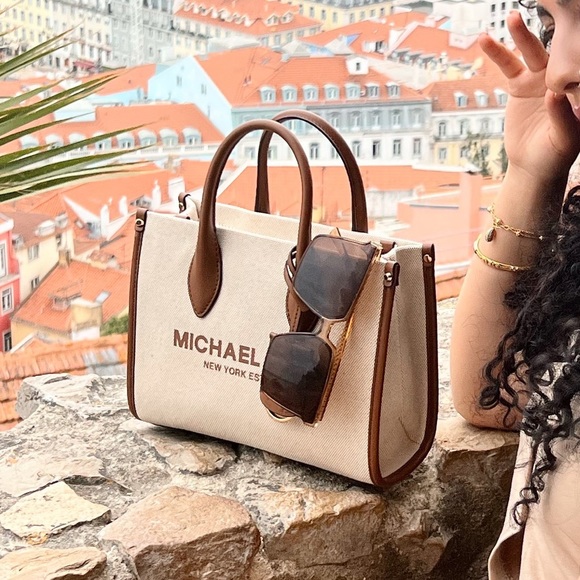 Michael Kors Mirella Zip Shopper Top bag - Picture 2 of 3